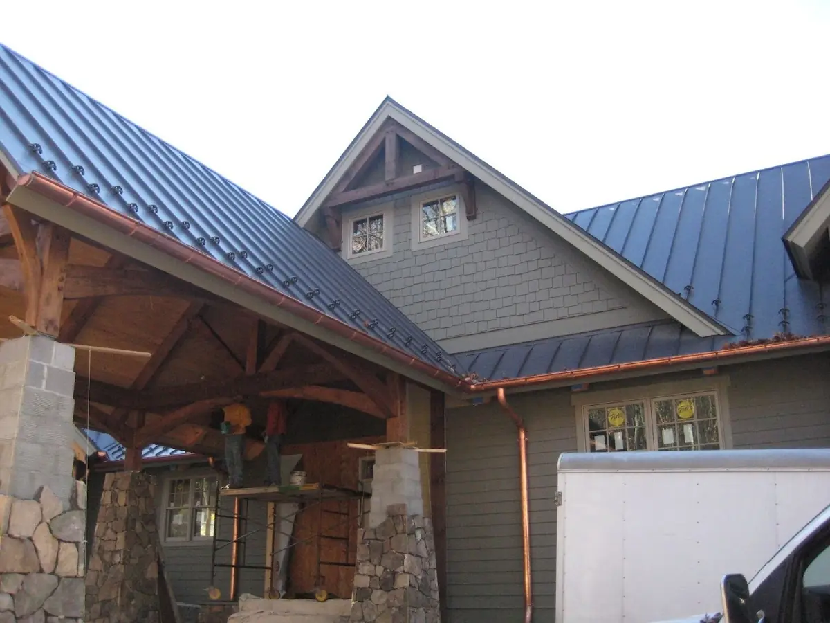 Craftsman Roofing team delivering quality roofing work in Norwood